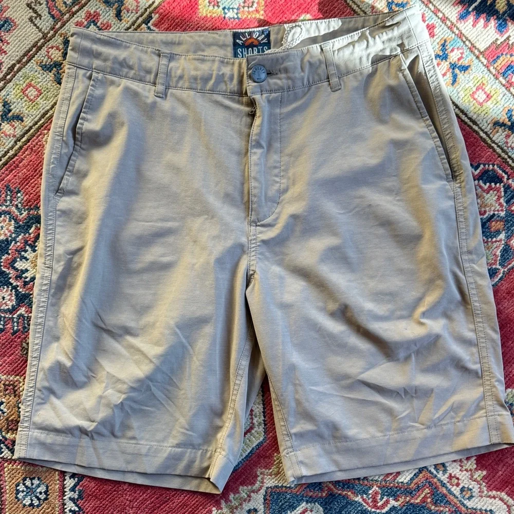 Faherty Men's Tan All Day Shorts - 32
